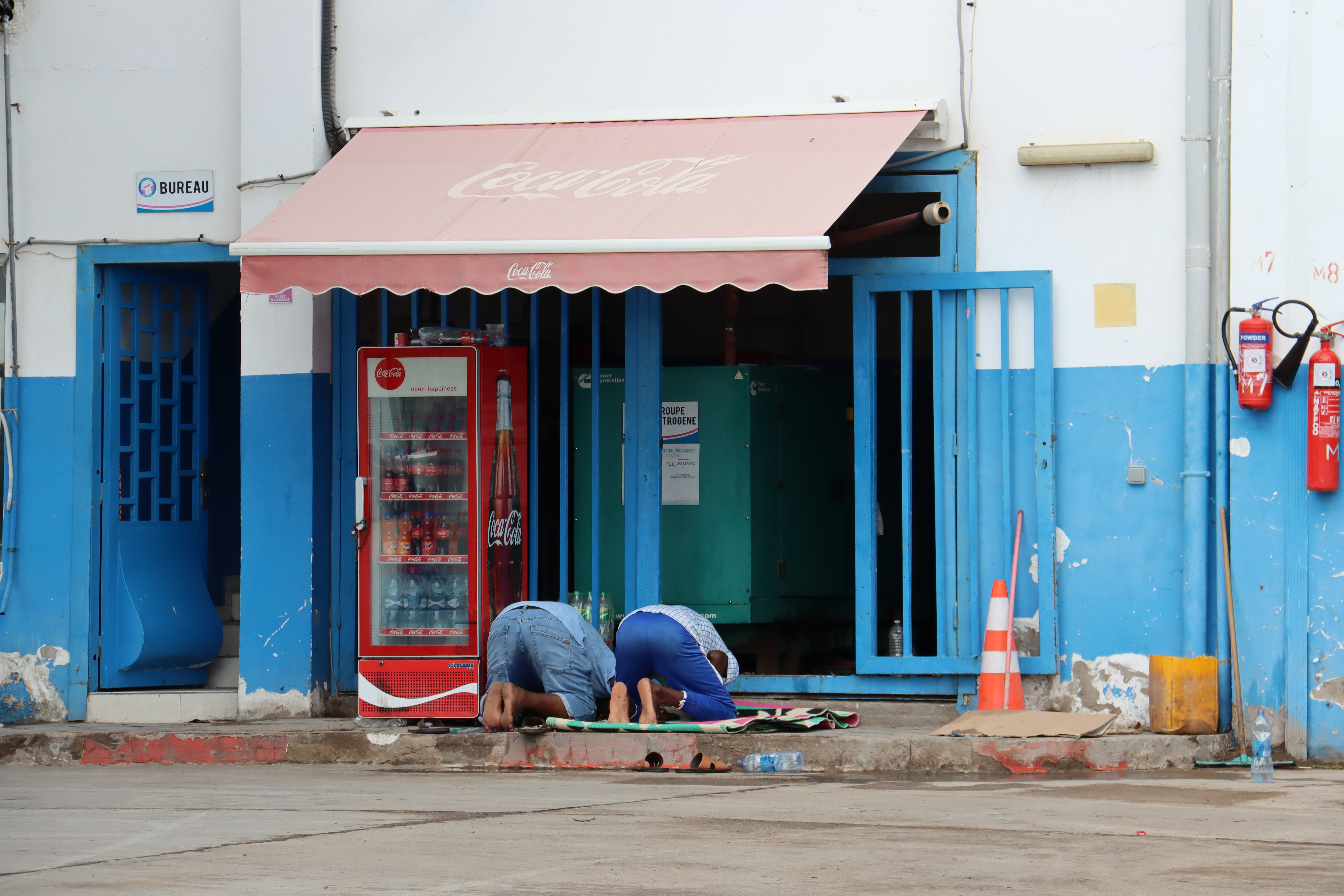 Shopkeepers at Prayer